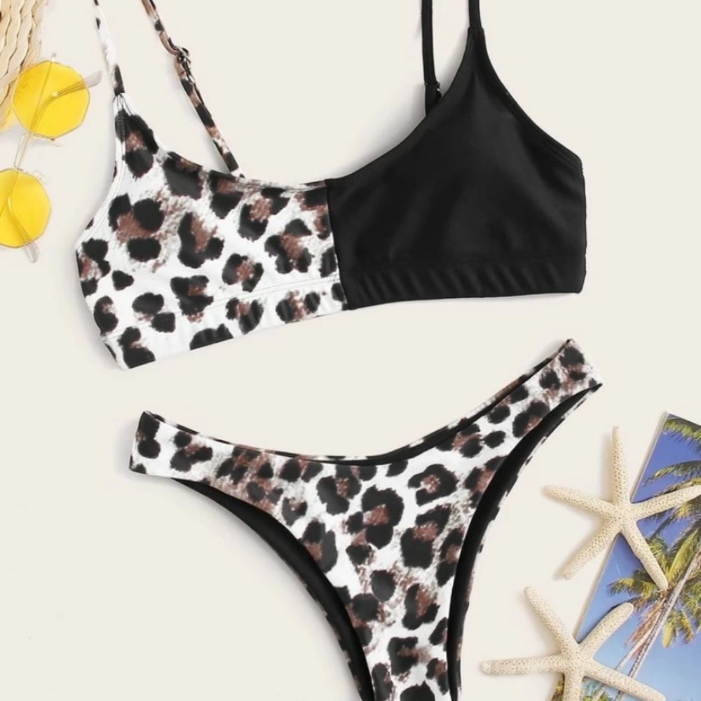 Leopard Bikini !